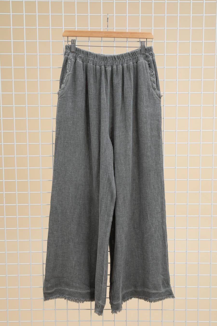 Lea & Luc - Grandes Tailles - Wholesale Pants - Women's - Plus size linen trouser SKU 999813