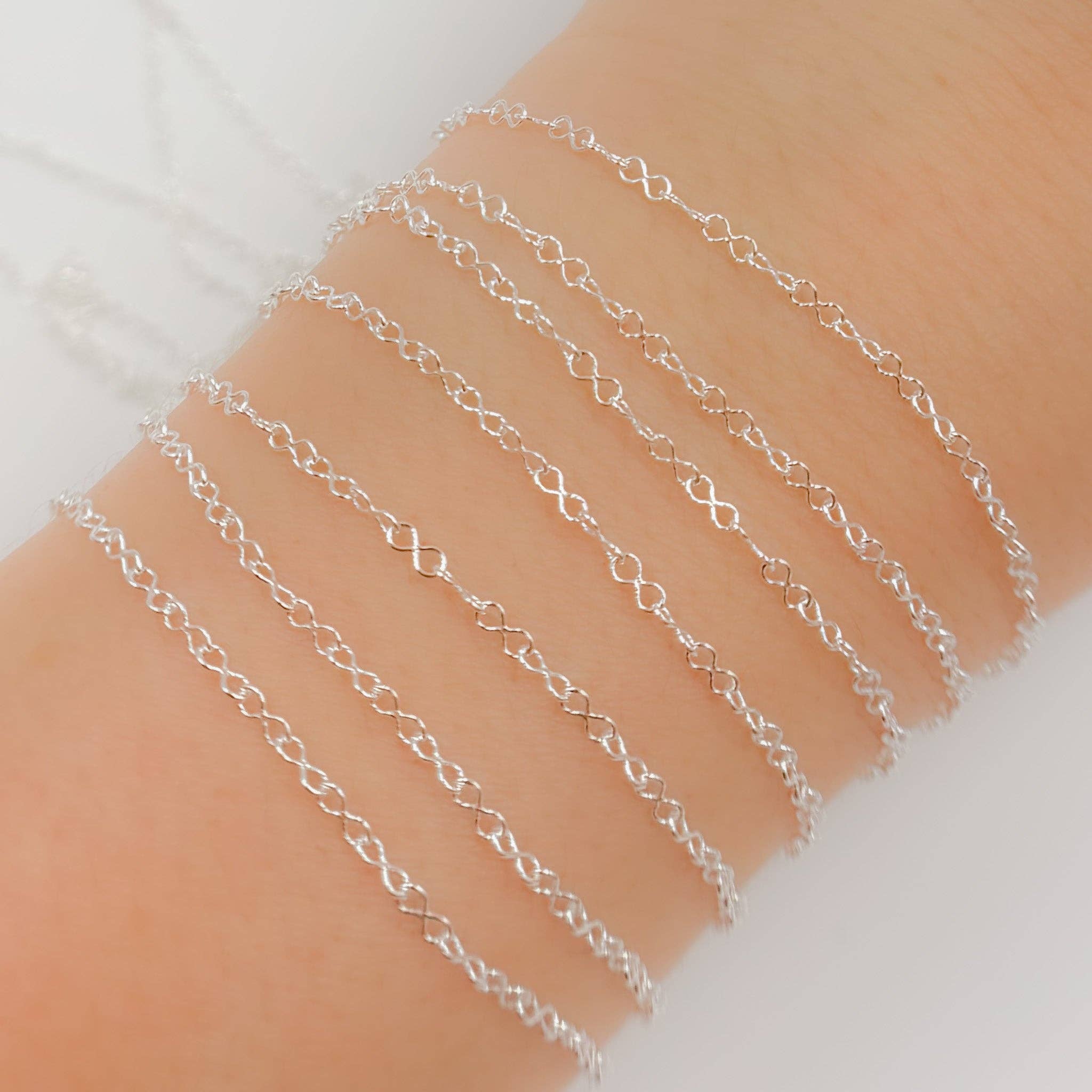 Tresor Jewelry Inc. – wholesale Link & chain necklace – V282SS. Sterling Silver Infinity Link Chain2