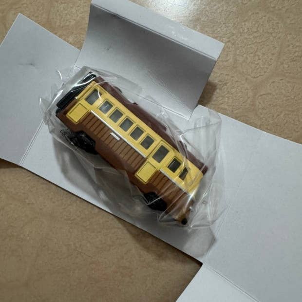 K-Wonderland - Vente Figurine – enfant - Takara Tomy Tomica - Train Mystérieux de « Spirited Away »3