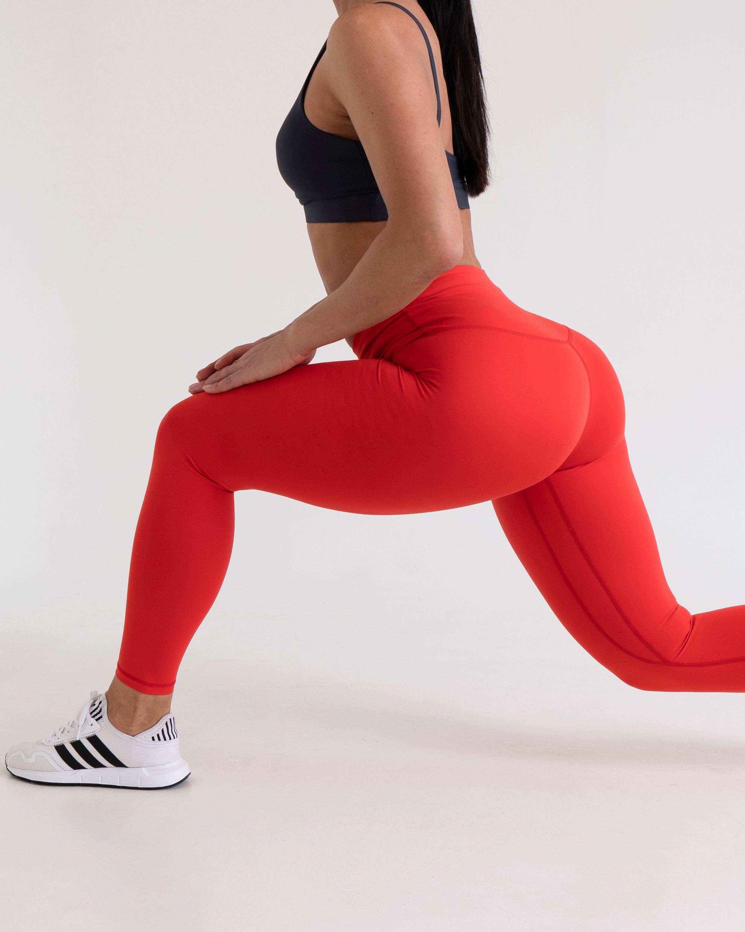 Profit Outfits - Venta al por mayor Leggings deportivos/cómodos - Mujer - Leggings moldeadores Pro-Fit con control abdominal y realce de glúteos2