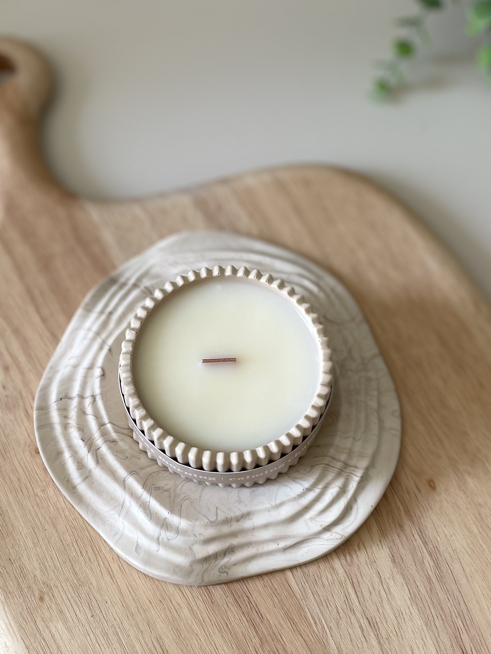 The Wax Leaf Candle Co - Wholesale Jar/Filled Candle - Luxury Chamomile Scented Soy Wax Candle / Scandi Inspired3