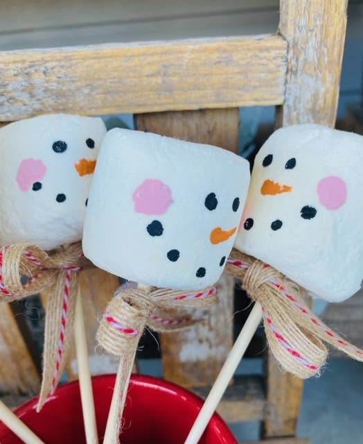 A Gnome on the Roam - Wholesale Christmas Decoration - Faux Christmas Marshmallows with a skewer, Snowman face4