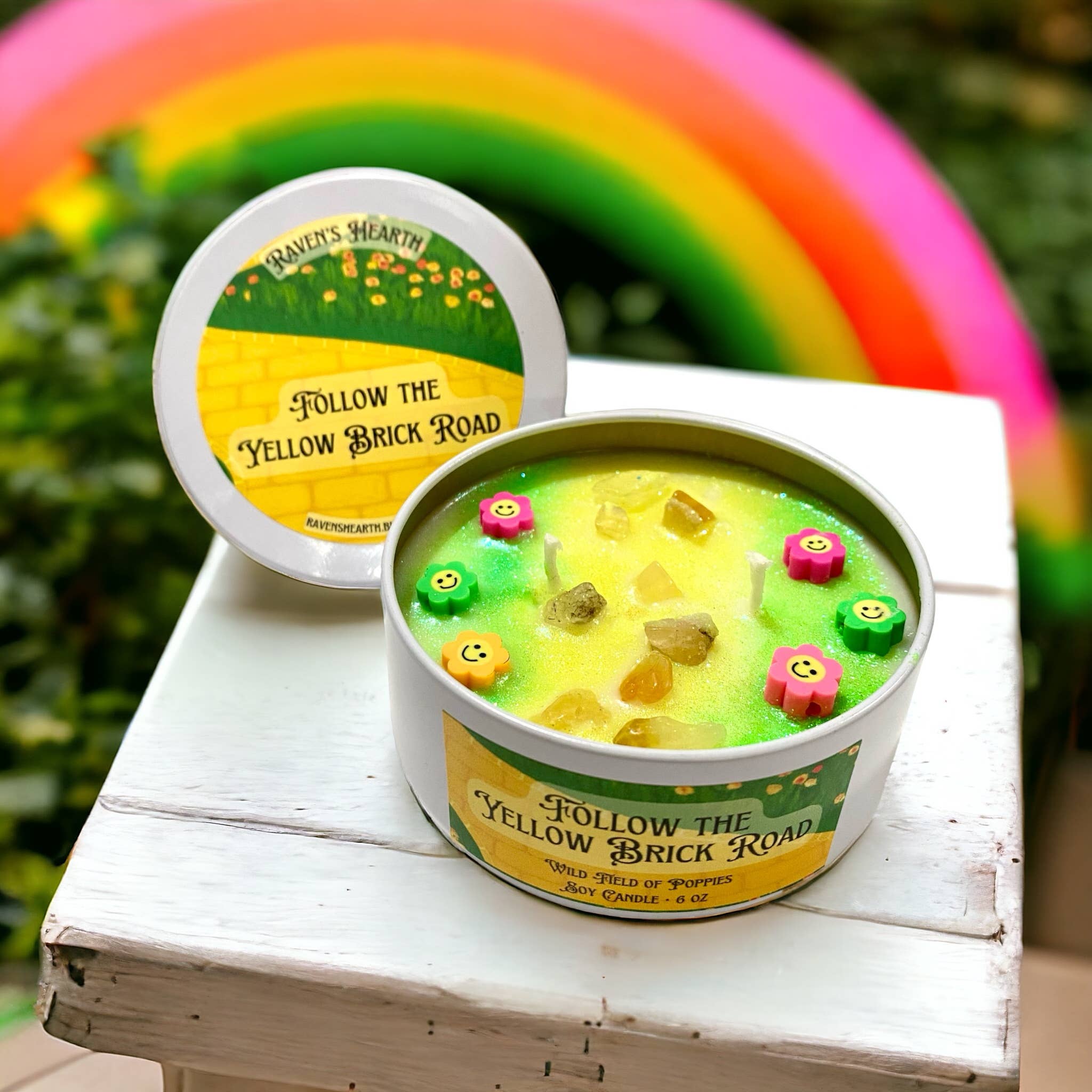 Raven’s Hearth – Großhandel Reisekerzen – Gelbe Ziegelstein-Straße Kerze | Blumenfeld-Duft | Einzigartig2