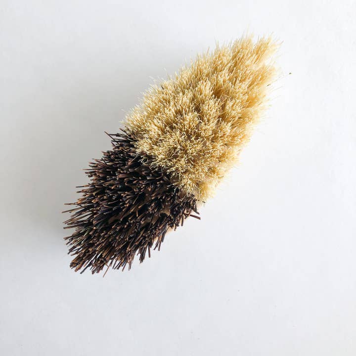 Smile Boutiques - Wholesale Cleaning Brush - Bamboo Vegetable Brush - Sisal & Palm Bristles