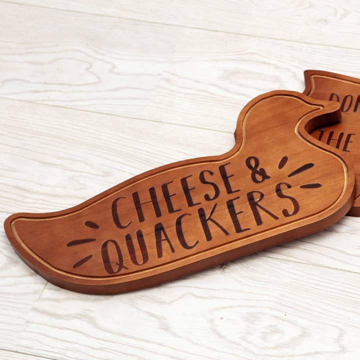 Boxer Gifts EU - Wholesale Cheese Board - Wooden Charcuterie Board - Cheese & Quackers
