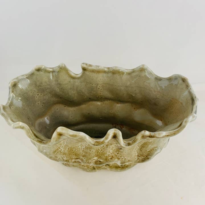 Mikkusu Art and Decor - Wholesale Plant Pot - Ruffles Planter7