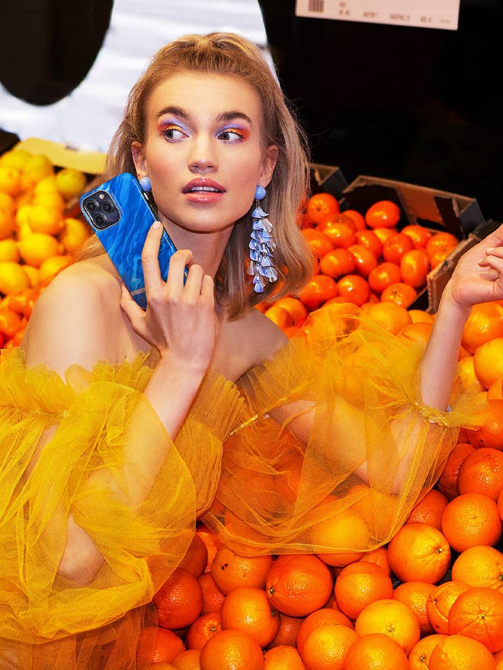 iPhone-fodral Blue Waves för wholesale av Richmond & Finch