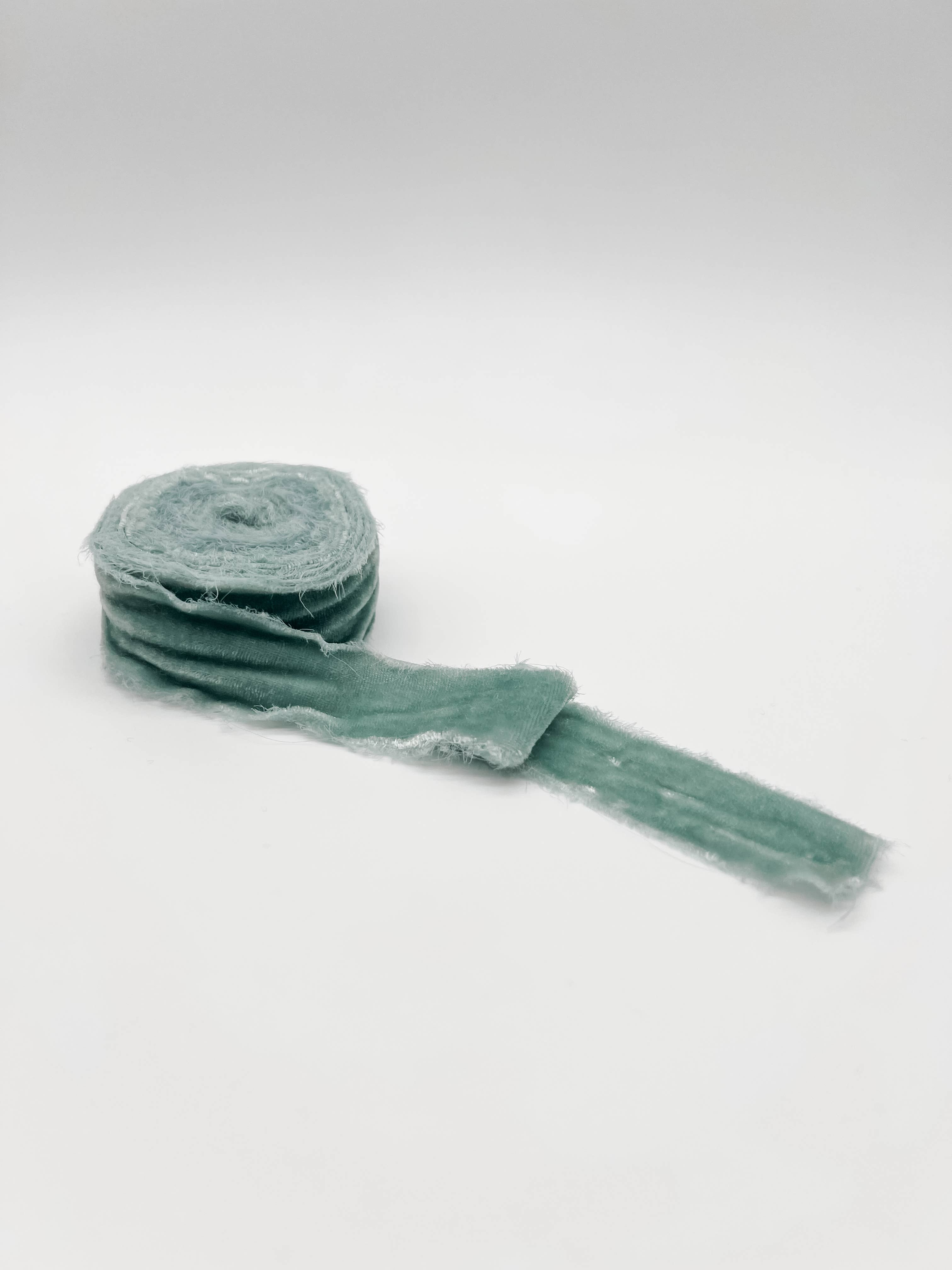 Trim & Twine - Vente Ruban – emballage cadeau - Ruban en velours à bord brut de 1,25"6