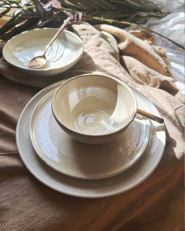 Los Artisans - Wholesale Dinnerware Set - Beige & Off-White Dinner Set | Pearl Iridescent Accents7