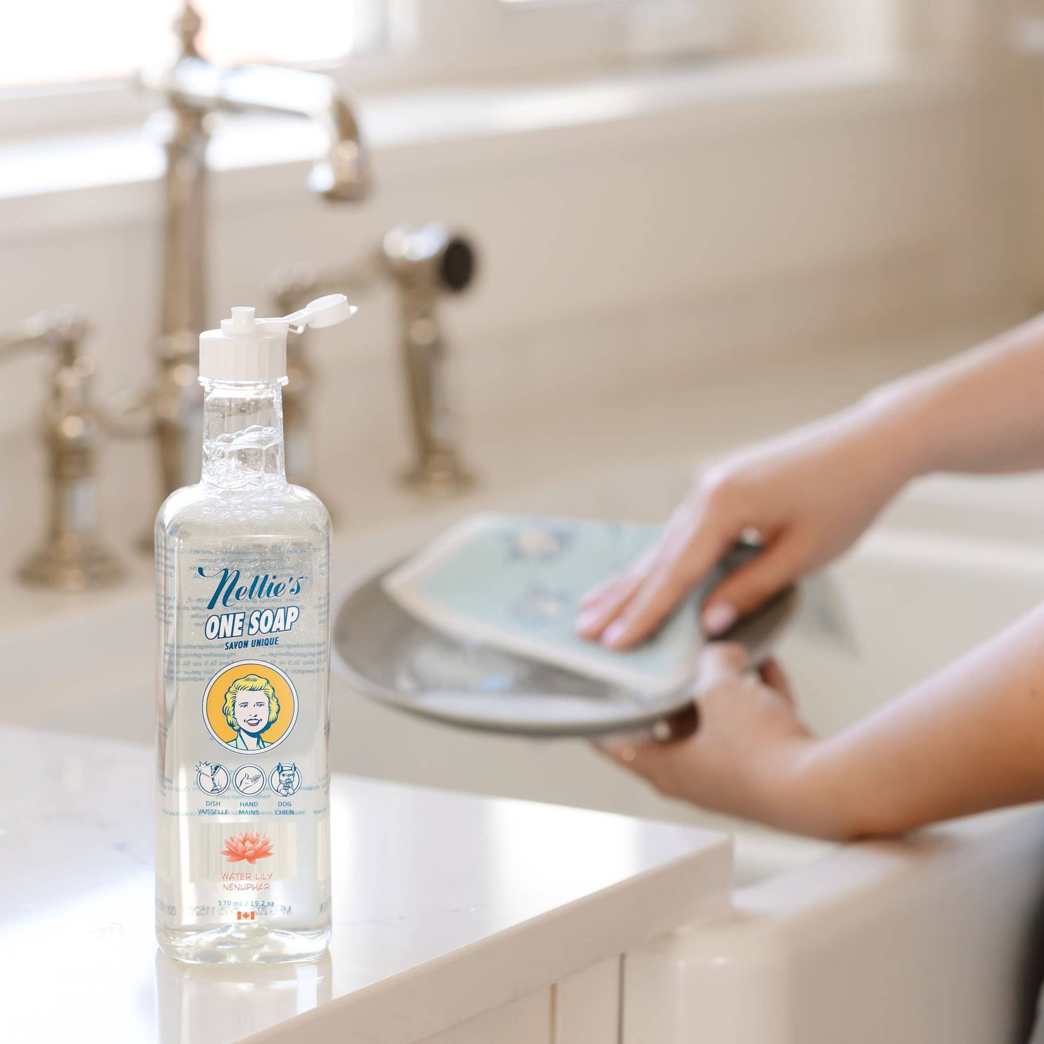 Nellie's Clean - Vente Produit vaisselle - Un savon au nénuphar (savon à vaisselle, savon pour les mains, savon pour animaux de compagnie)1