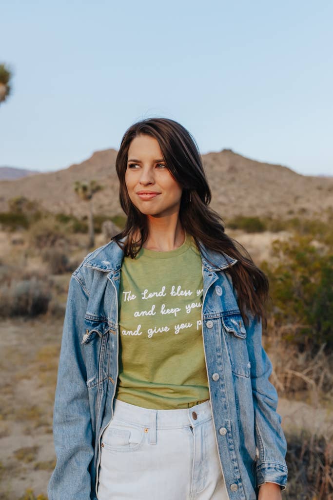 Crowned Free – Großhandel T-Shirt mit Siebdruck – Damen – Der Herr segne dich Tee2