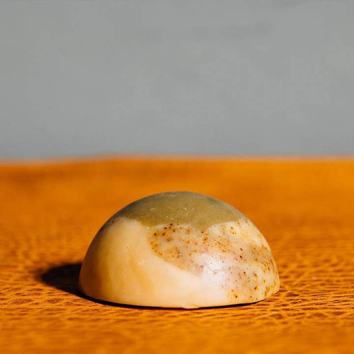 Louloudi Skincare - Wholesale Facial cleanser - Massaging Facial Bar: Sensitive Skin Soap Bar6