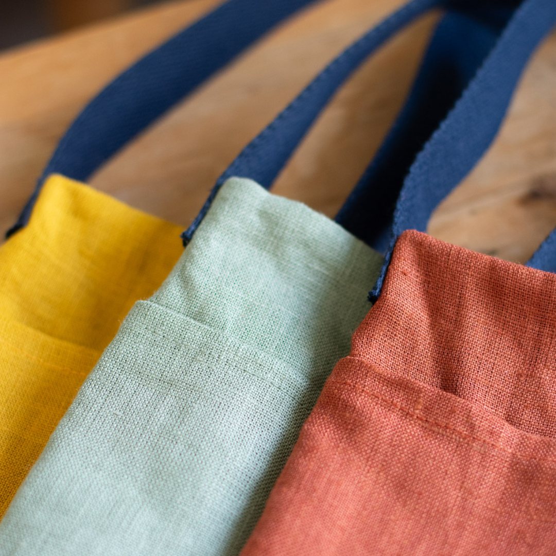 Helen Round - hand printed linen and bamboo wellness – wholesale Phone wallet – Unisex – Linen Phone bag1