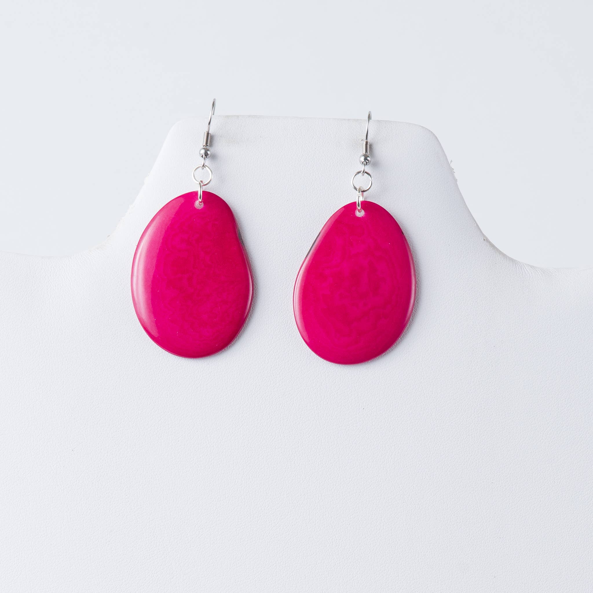 TaguArtsy - Wholesale Hangende/ronde oorbellen - Tagua Slice milieuvriendelijke oorbellen25