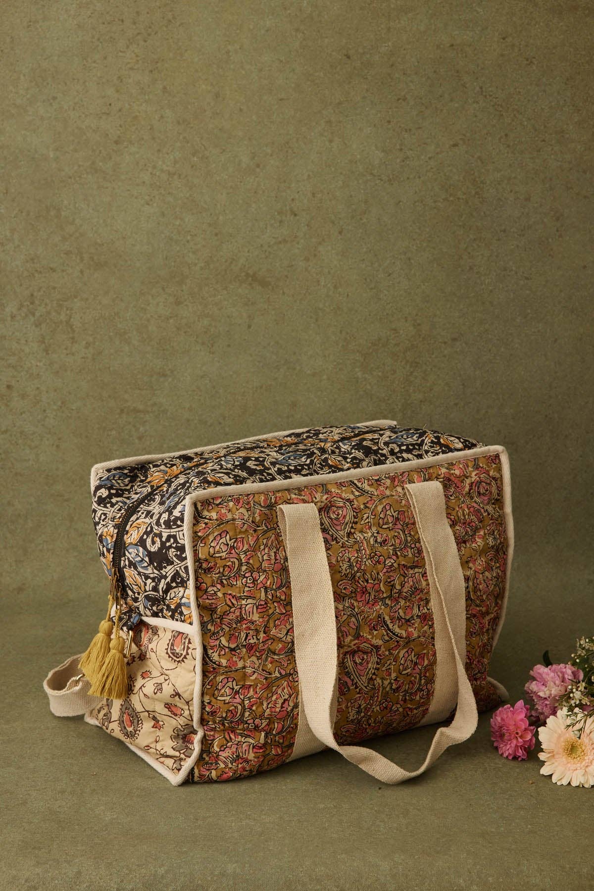 Honiggedicht Lilio 36-Stunden Tasche – Reisetasche mit Blumenmuster – Rosa-Creme für den Großhandel auf Faire