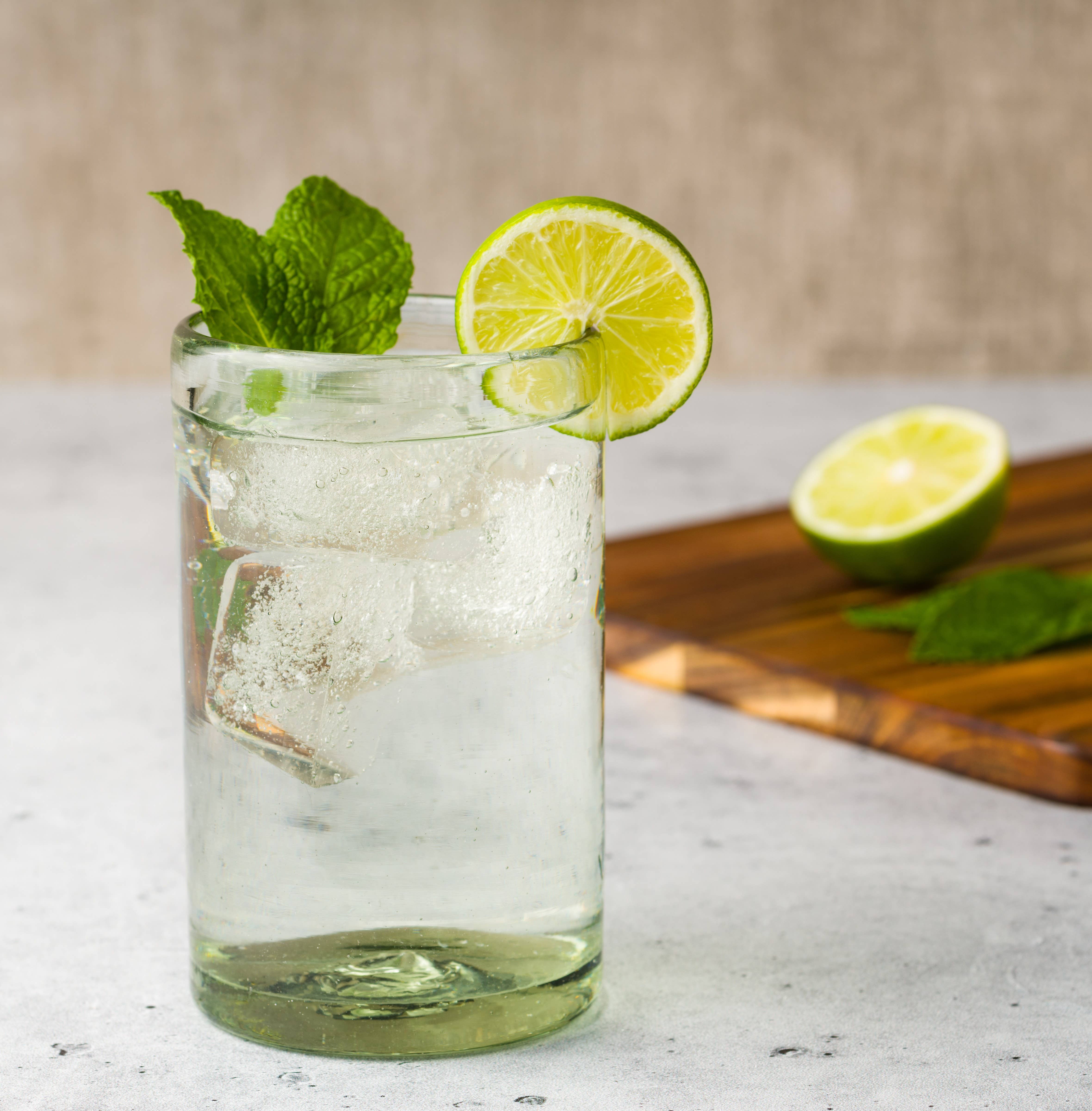 10 Strawberry Street - Wholesale Drinking Glass/Cup - Clear Hiball Handblown Mexican Glass1