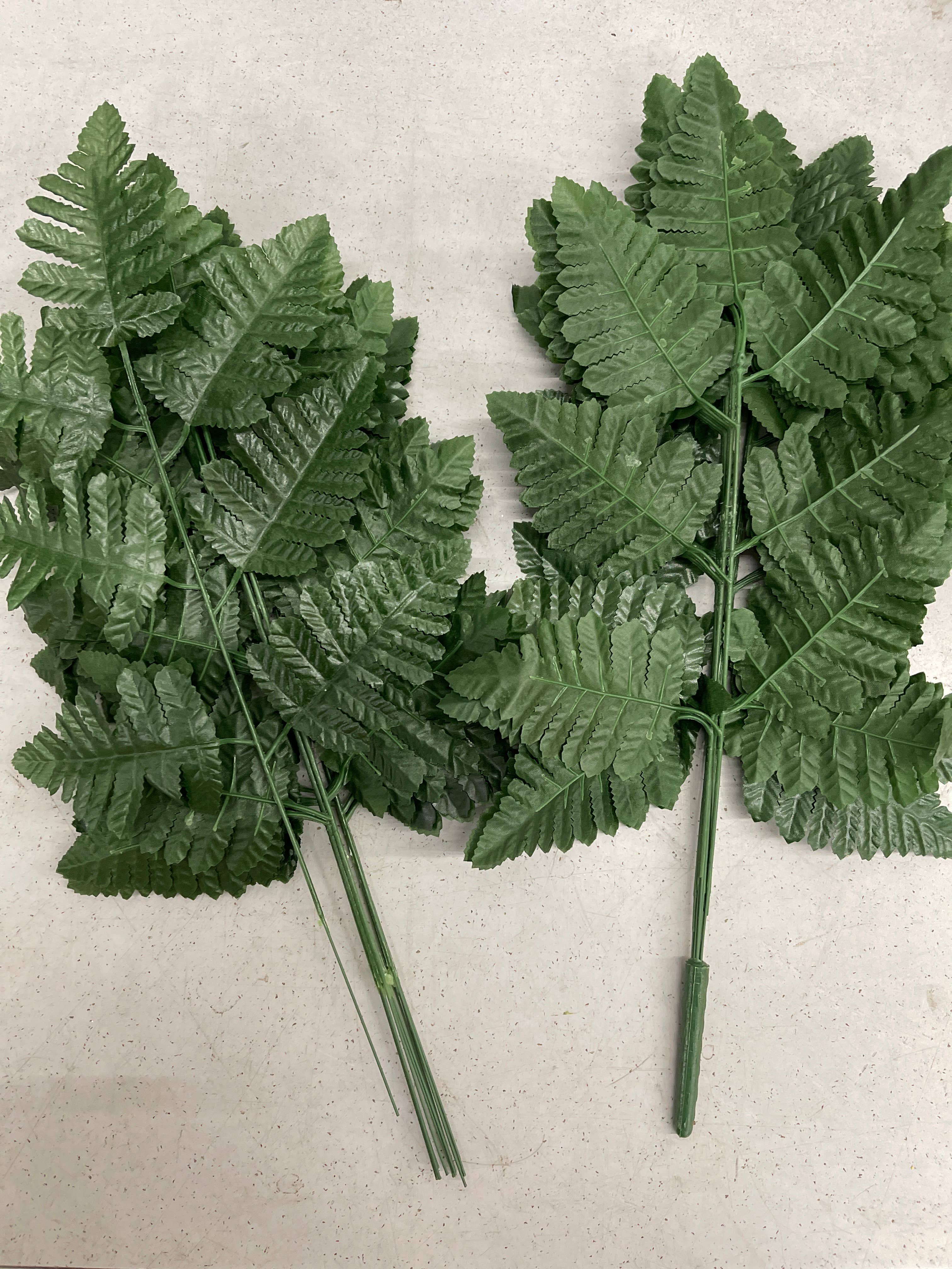 David Christopher's Collection - Wholesale Artificial Plant - Silk leather fern bush - 12 stems per bush 12 bushes per bag2