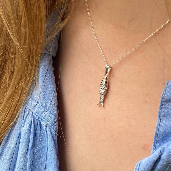 Sophie Deschamps Bijoux - Wholesale Pendant/Charm Necklace - SARDINA NECKLACE, gold and silver plated fish (CAT74)2