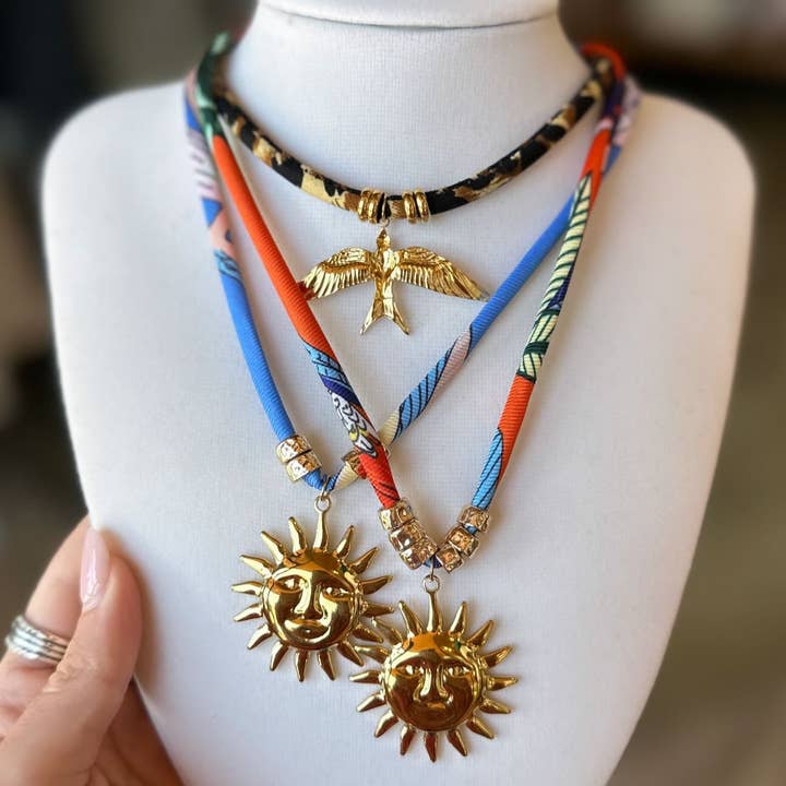 Collar con colgante y charm para venta al por mayor de Pieces of Blonde