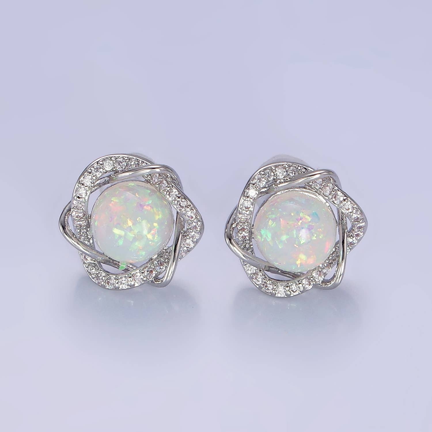 Oro Orecchini a bottone tondi a fascia rotonda con micro pavé curvo in opale bianco in vendita all'ingrosso su Faire2