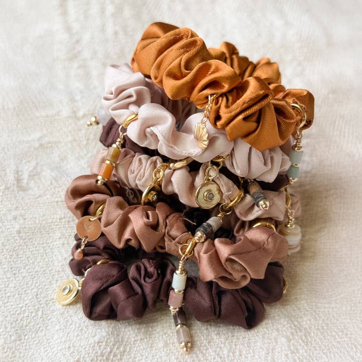 So Niice - Wholesale Hair Tie - Holding On Hair Tie10