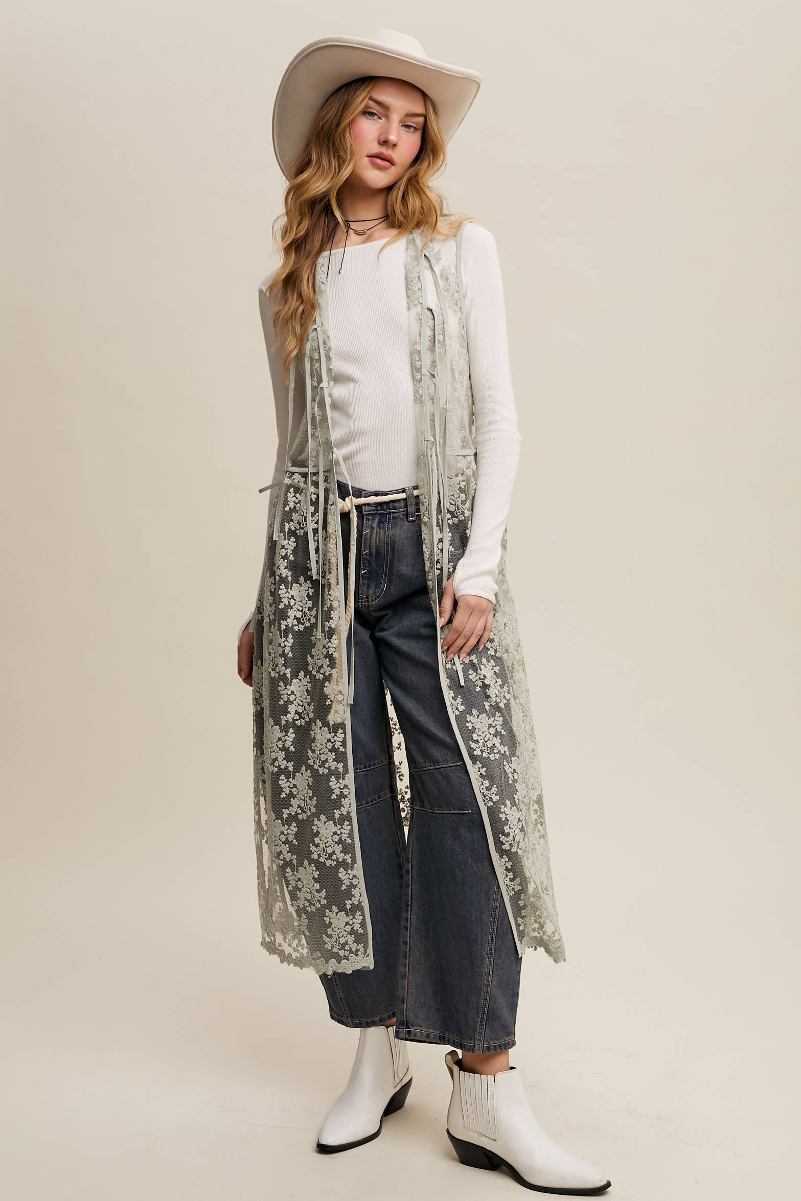 Listicle - Wholesale Outerwear Vest - Women's - Sheer Floral Embroidered Lace Vest43