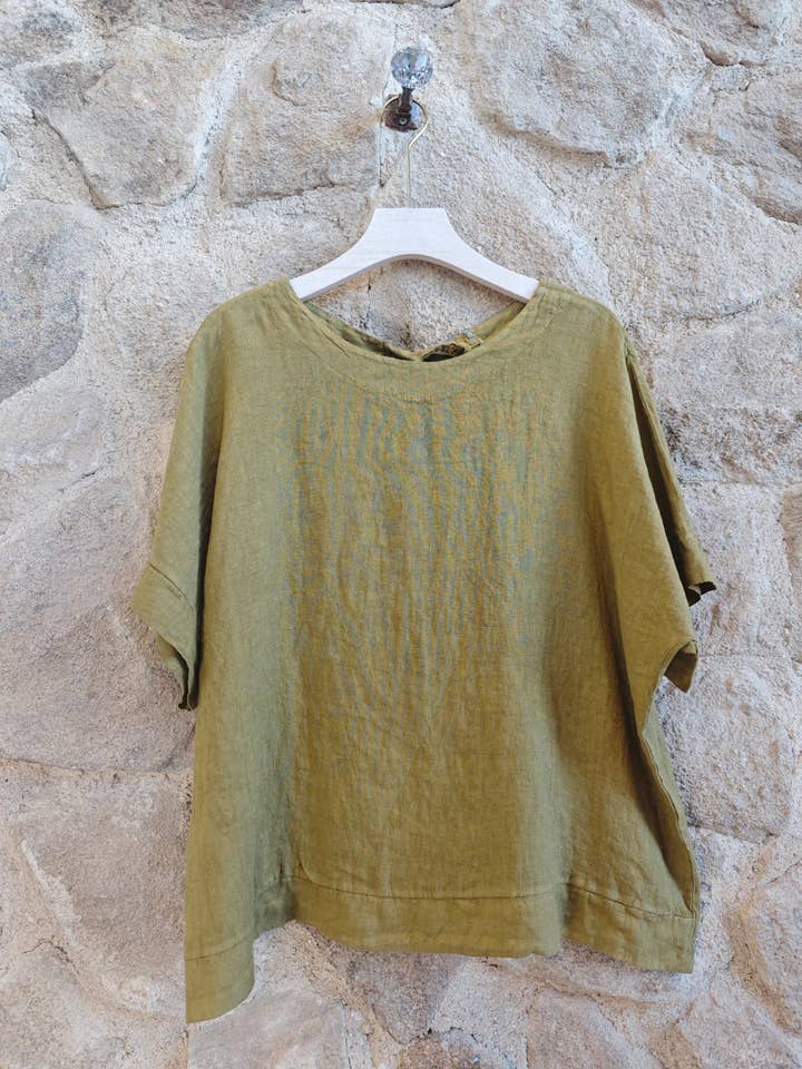 Linen & More - Wholesale Blouse - Dames - REF 17831 Linnen blouse met korte mouwen en strikdetail10