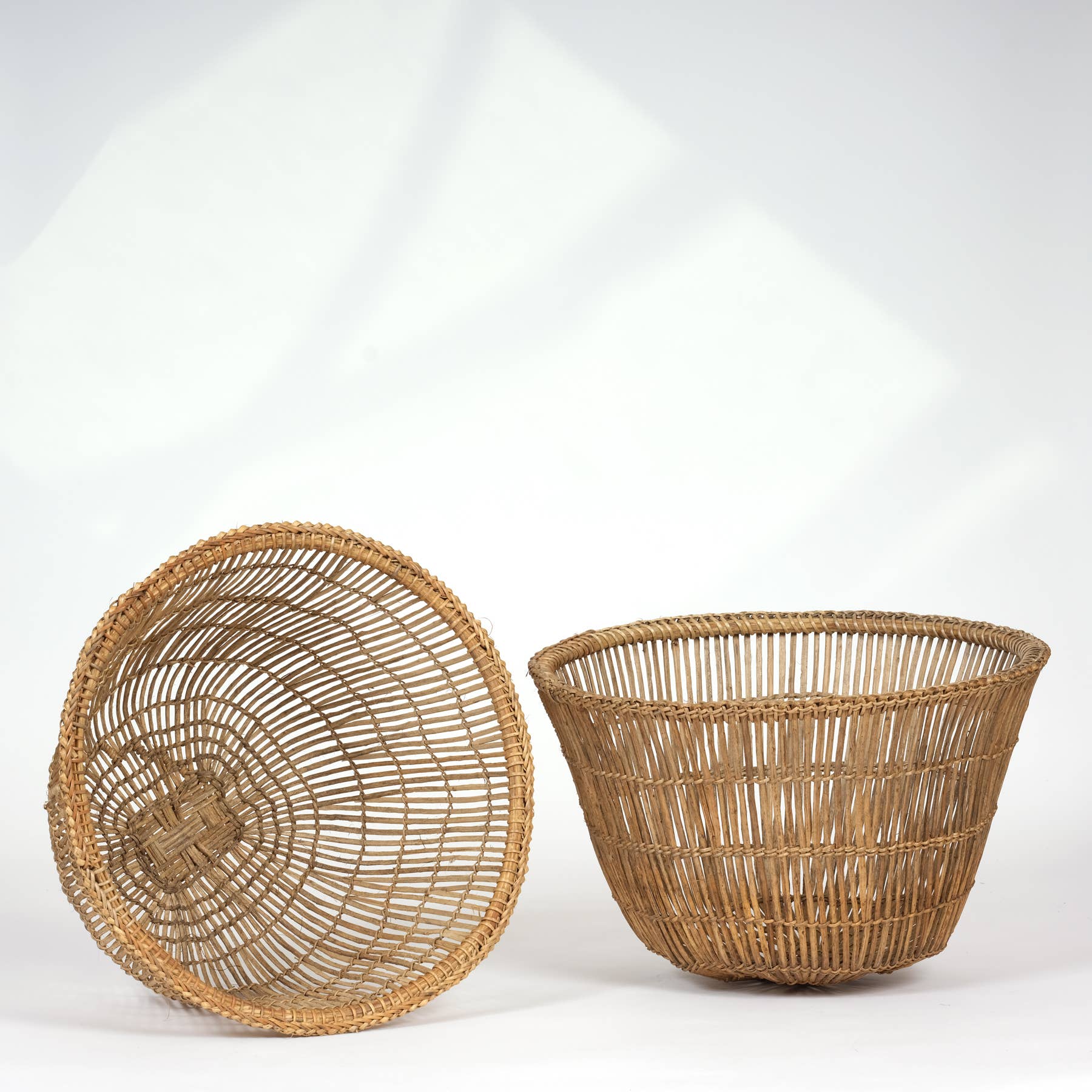 AS'ART a sense of crafts - Wholesale Basket - Mbunda fish trap, Natural, Zambia0