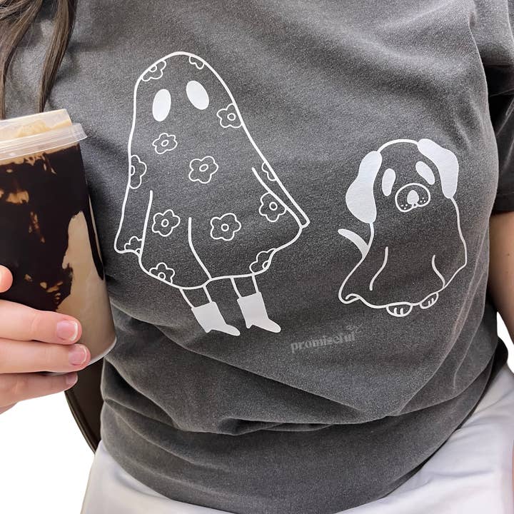 T-shirt sérigraphié Ghost Dog & Owner, chien d'Halloween pour la vente par Promiseful Art