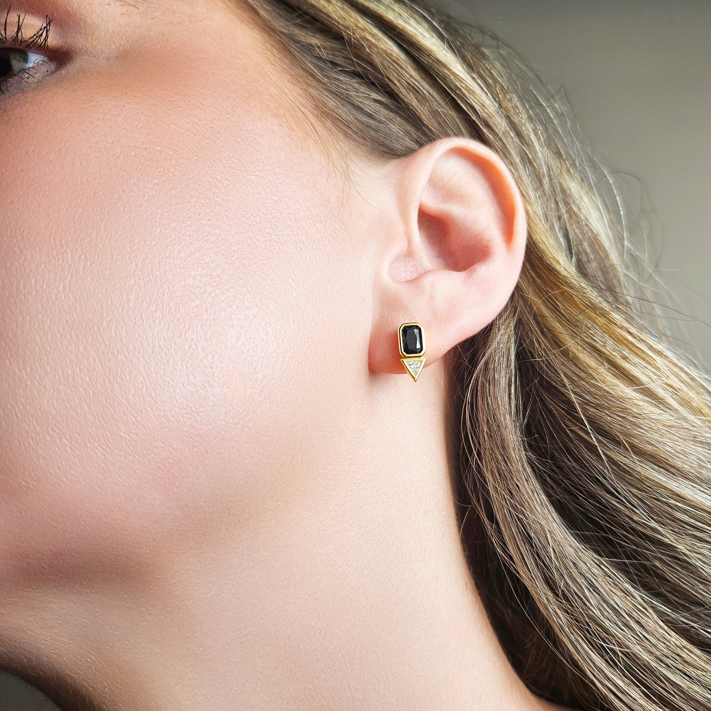 HolyBang Jewels - Venta al por mayor Pendientes de botón/aretes de poste - ELEGANTES ARETES DE ÓNIX - E-S51062