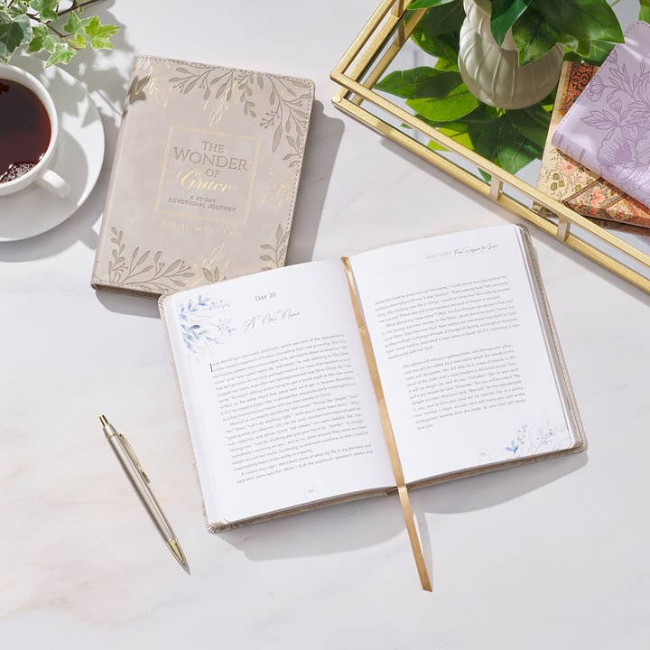 Christian Art Gifts - Wholesale Religion - The Wonder of Grace; A 40-Day Devotional Journey4