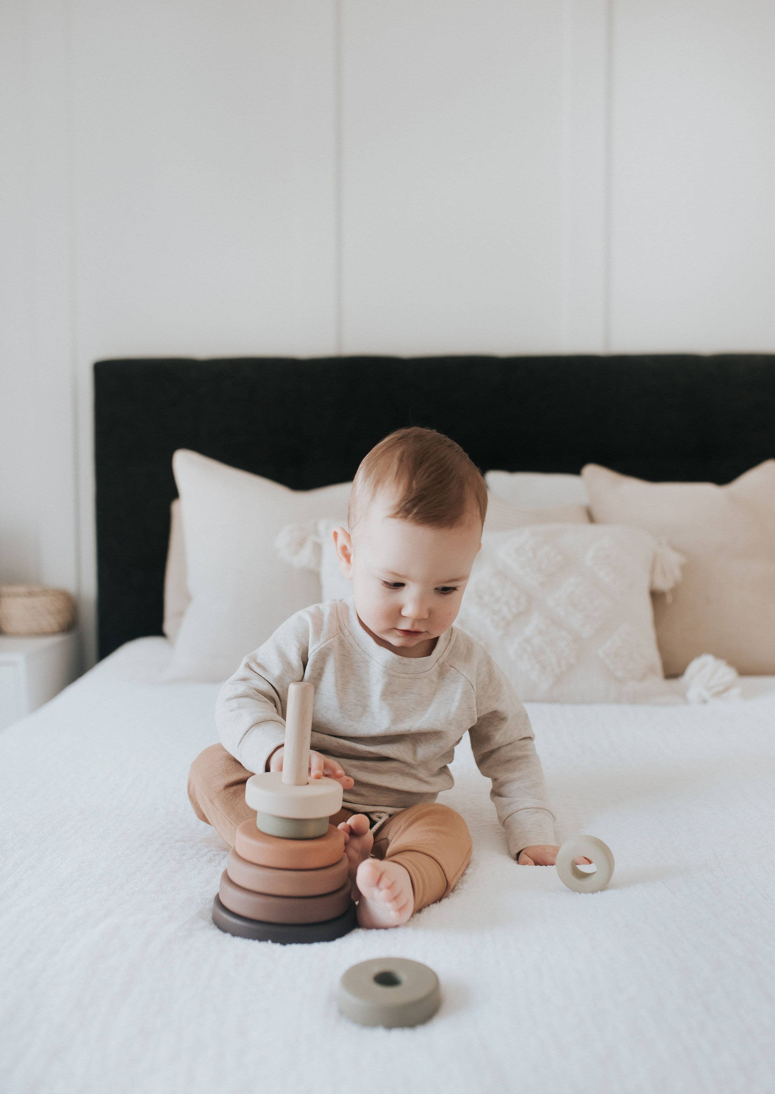 SABO concept - Wholesale Stacking Rings Game - Baby - Wooden Ring Stacker Toy Stacking Toy Baby Gift Olive Rings3