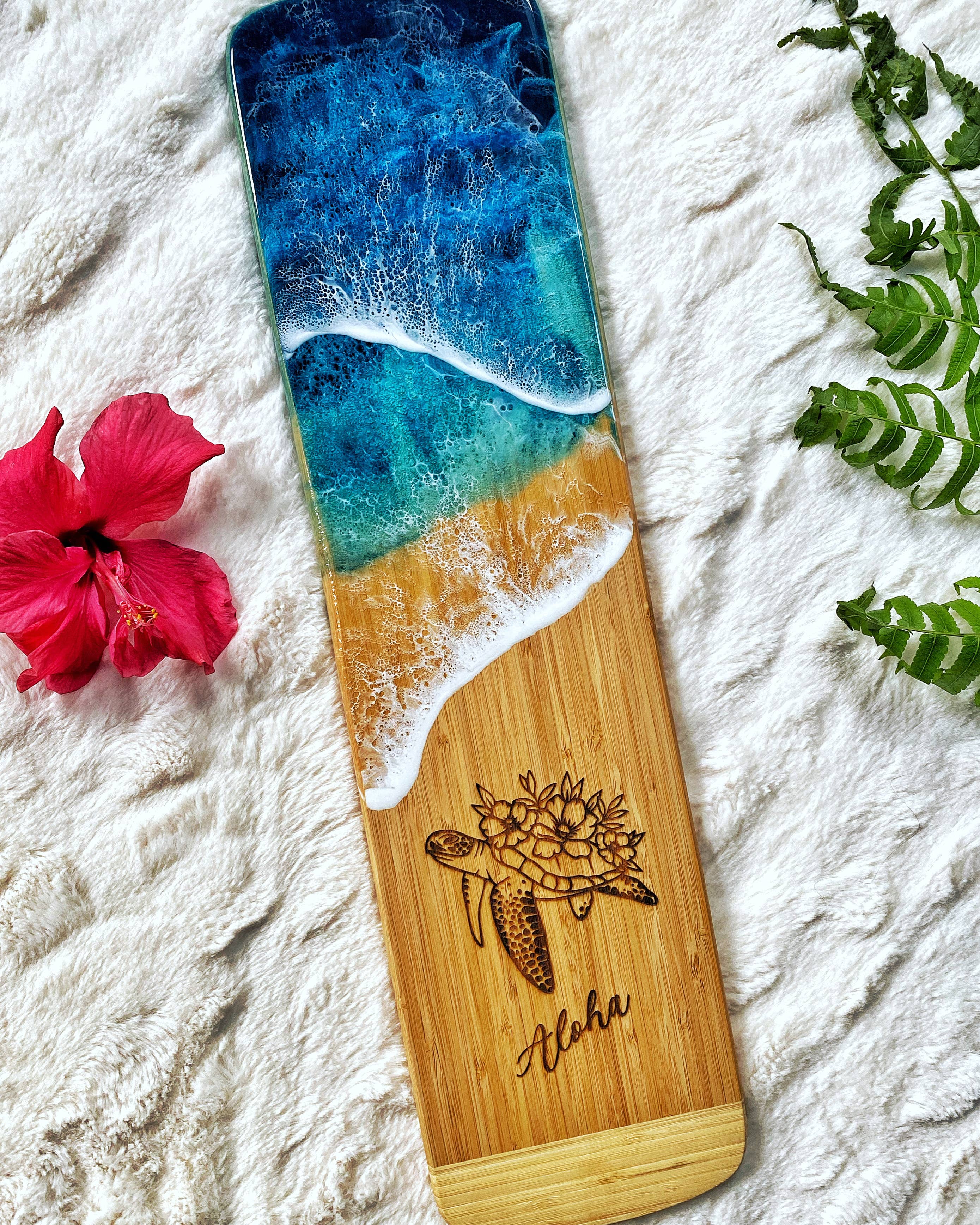 TBM Creations LLC - Vendita all'ingrosso Taglieri per formaggio - Tagliere in resina a forma di ananas realizzato a Maui | Tagliere per formaggi14