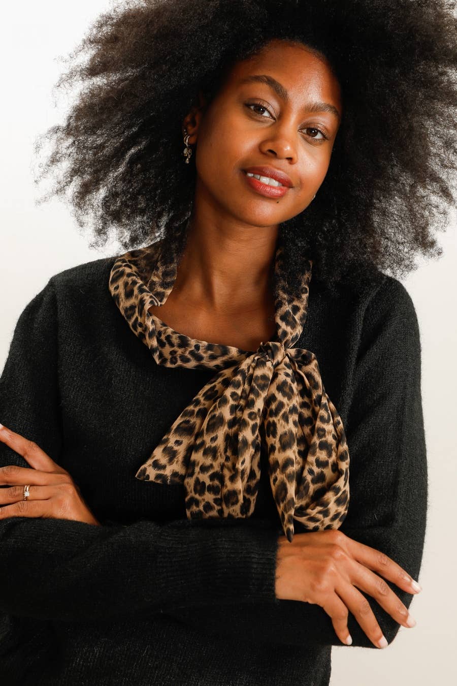 DIX-ONZE - Wholesale Knit Sweater - Women's - Classic Fuzzy Knit Sweater – The Chic Essential0