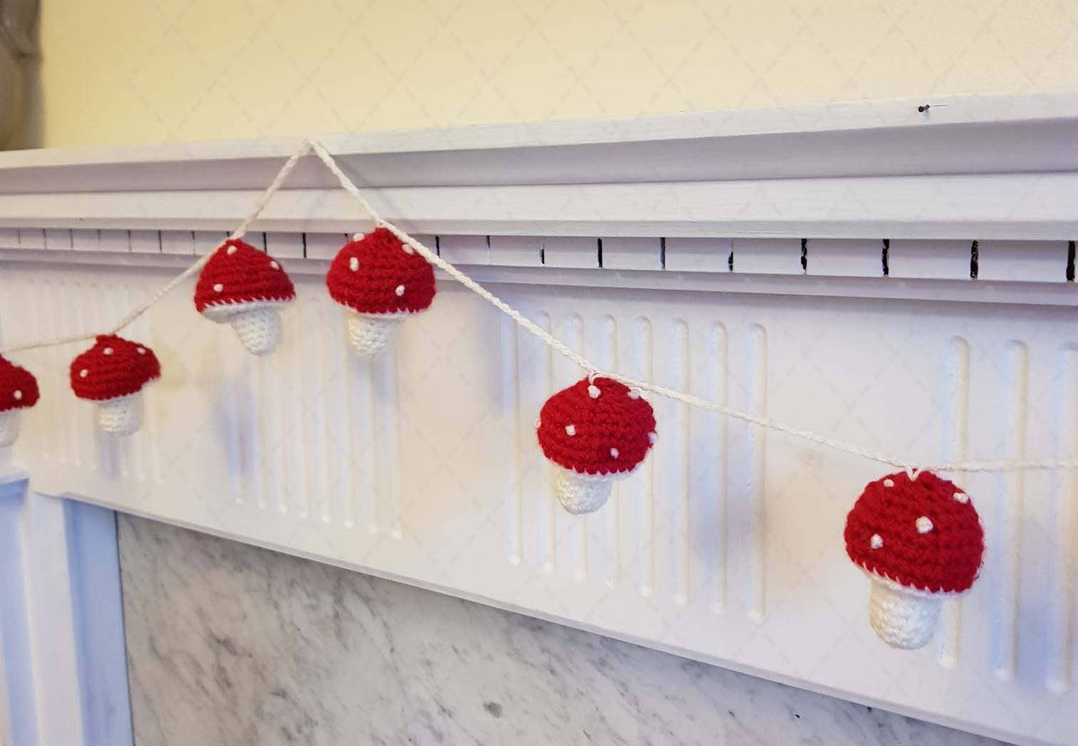 TOMOPOD LLC - Wholesale Bunting/Garland - Crochet Toadstool Garland, Mushroom Garland Woodland Bunting2