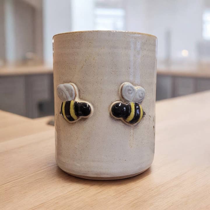 MudWorks Pottery - Wholesale Utensil Holder - Bizzy Bee Utensil Holder