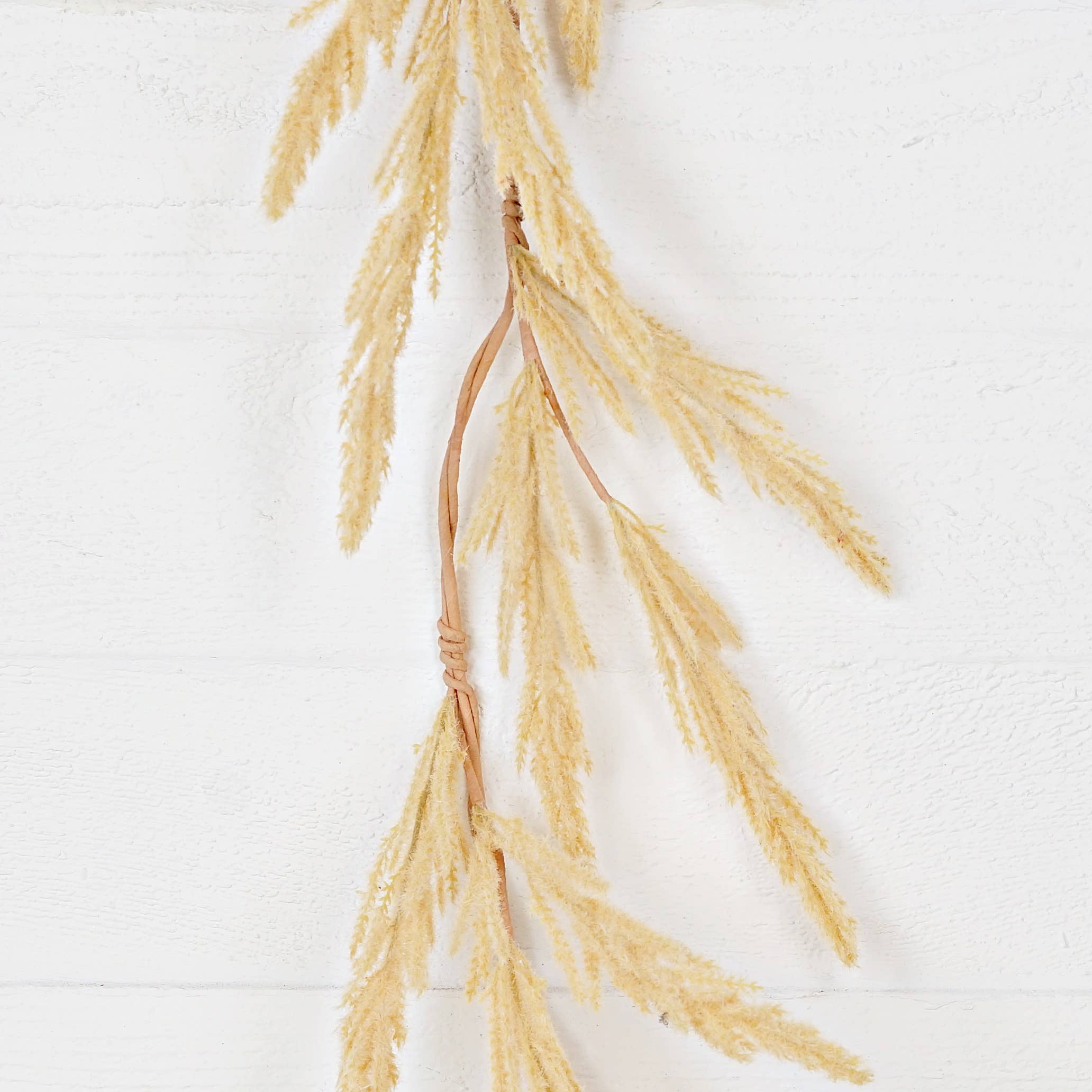 Holiday Depot Inc. - Wholesale Bunting/Garland - 31641-5ft Garland-Beige faux Sorghum clusters1