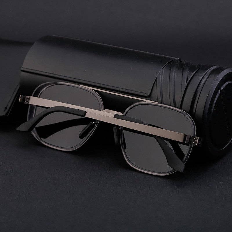 Mirazshoes WholeSale - Wholesale Sunglasses - Men's - Men's Fashion Polarized Round Frame Sunglasses7
