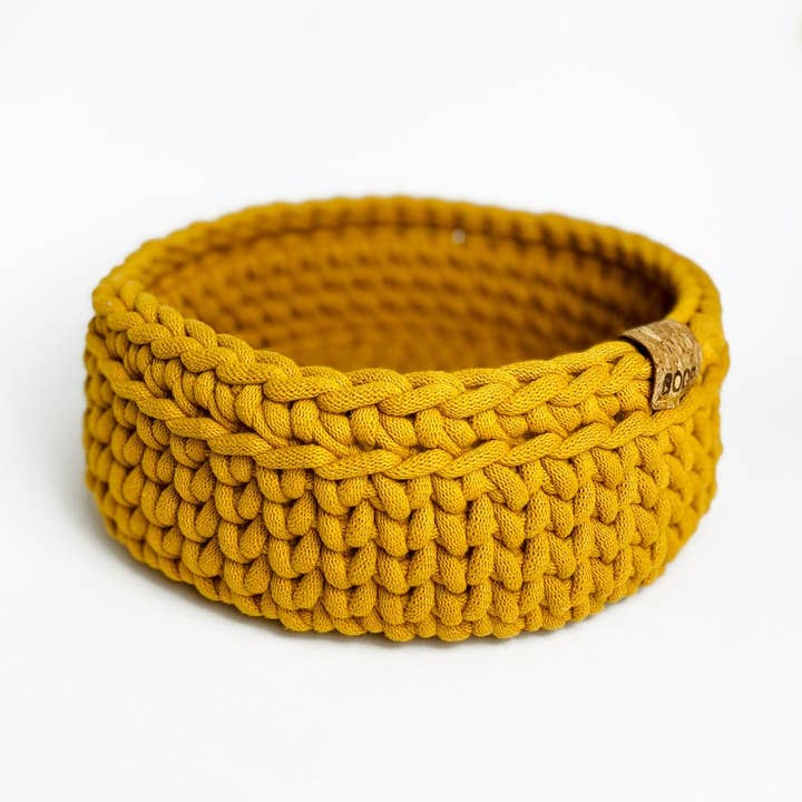 PET GREENS - Wholesale Pet Bed - Cat/Dog - HANDWOVEN cat BASKET in recycled cotton1