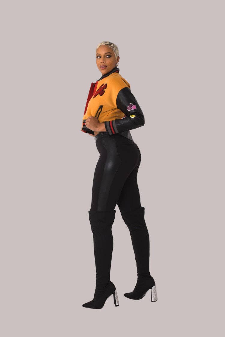 For Her NYC – Engroshandel College-/baseballjakke – Kvinder – Betty Boop Varsity Crop Jakke - 822364