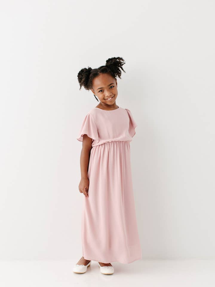 Robe maxi en chiffon 'Naomi' pour fille pour la vente par The Main Street Exchange