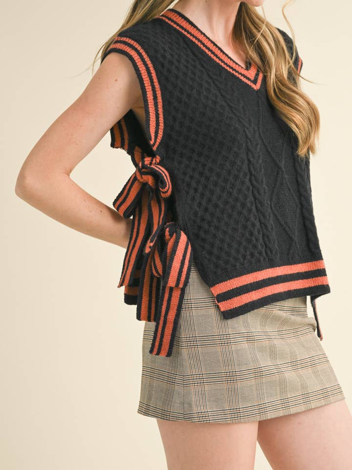 &MERCI - Wholesale Sweater Vest - Women's - V NECK SIDE TYING SWEATER VEST MSW1063623