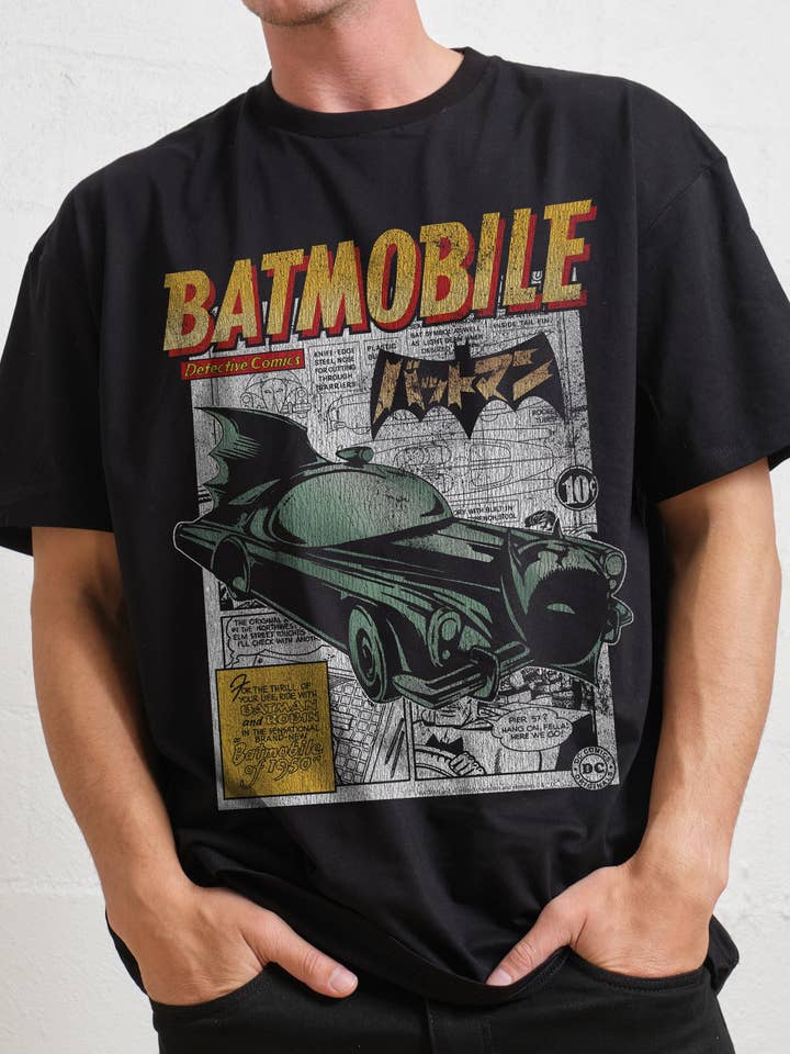 Het Batmobile T-shirt voor wholesale door Threadheads