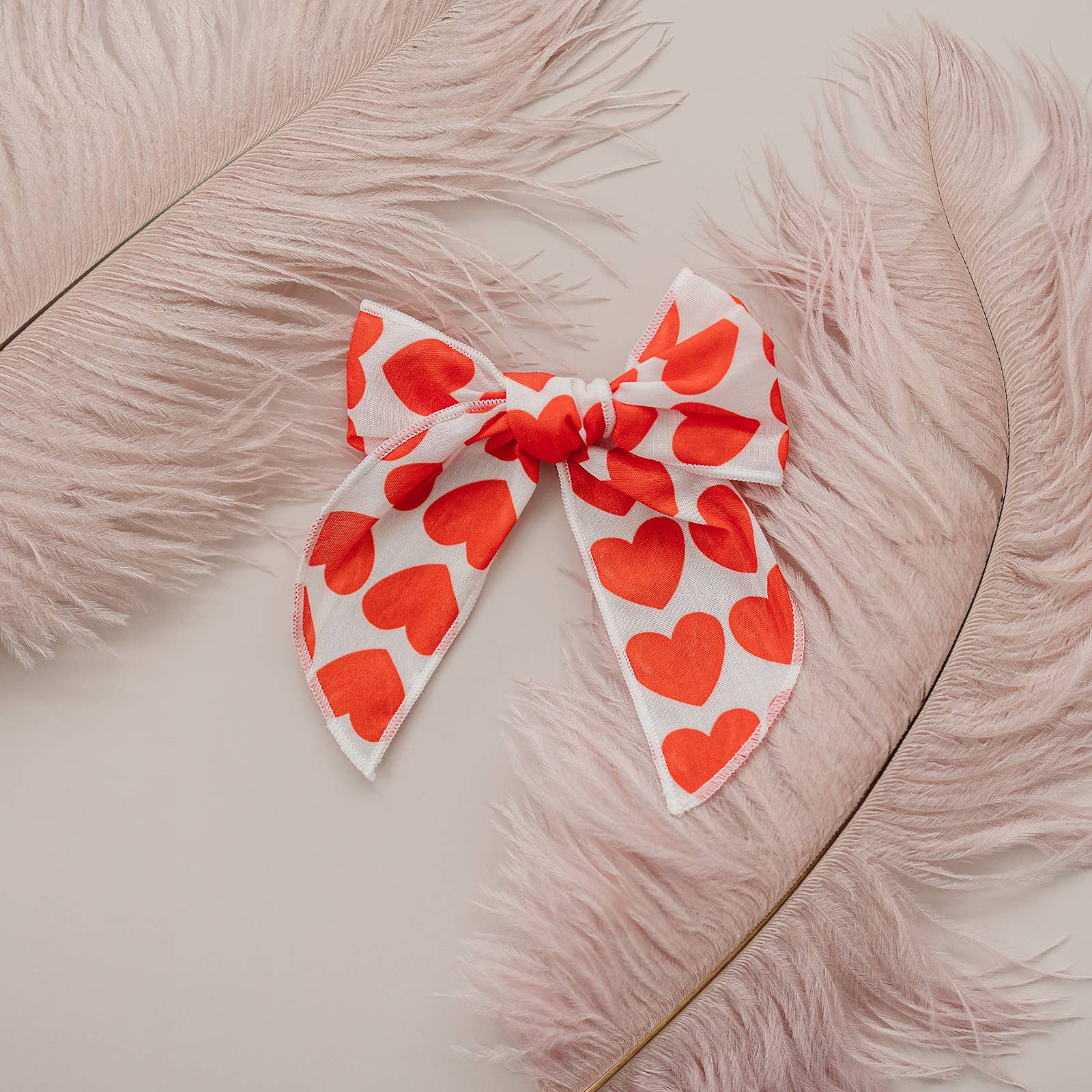 Golden Dot Lane - Vente Nœud pour cheveux – enfant - Nœud à cheveux rouge rubis en coton serti en forme de cœur de Saint-Valentin de 4 po4