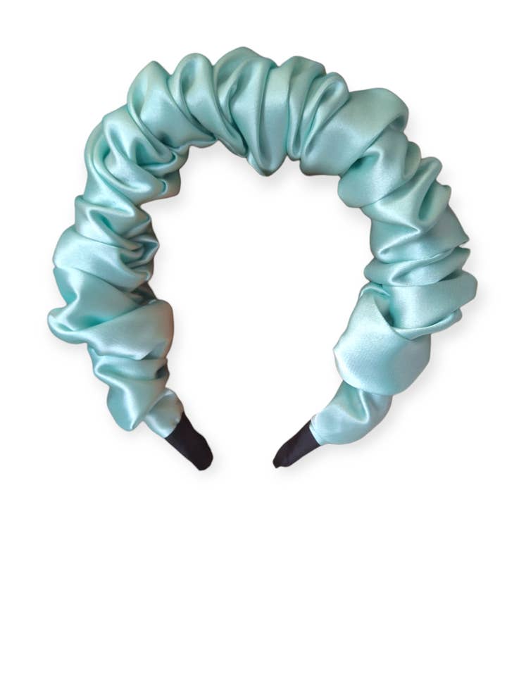 Mini Mega Scrunchiepanta Minttu per la vendita all'ingrosso da parte di Reav Scrunchies