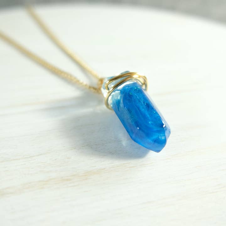 LIMITED EDITION blødning Ben Solo's Kyber krystal halskæde Star Wars gave, kraft universet samling for engroshandel hos BlueButterflyBazaar