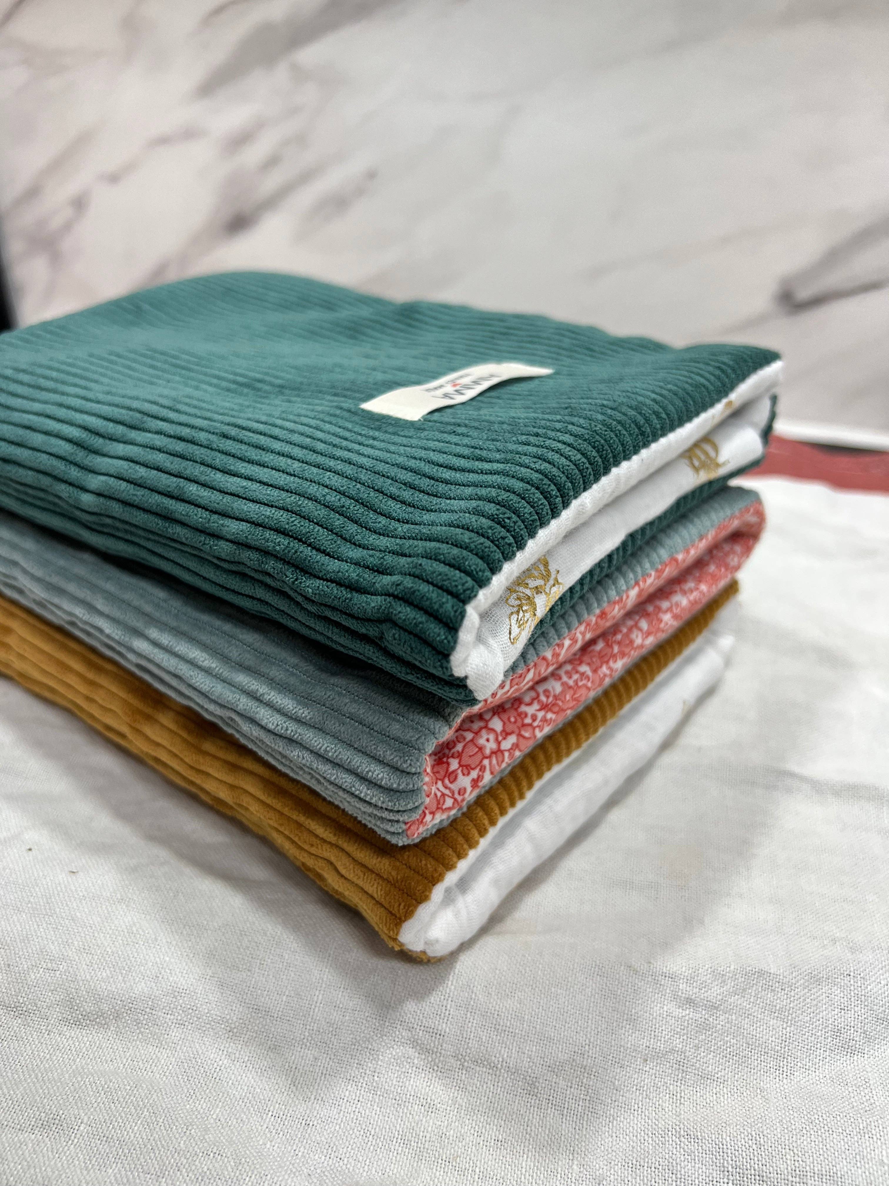 AMMA - Wholesale Book Cover - Corduroy Book Cover Forest Green2