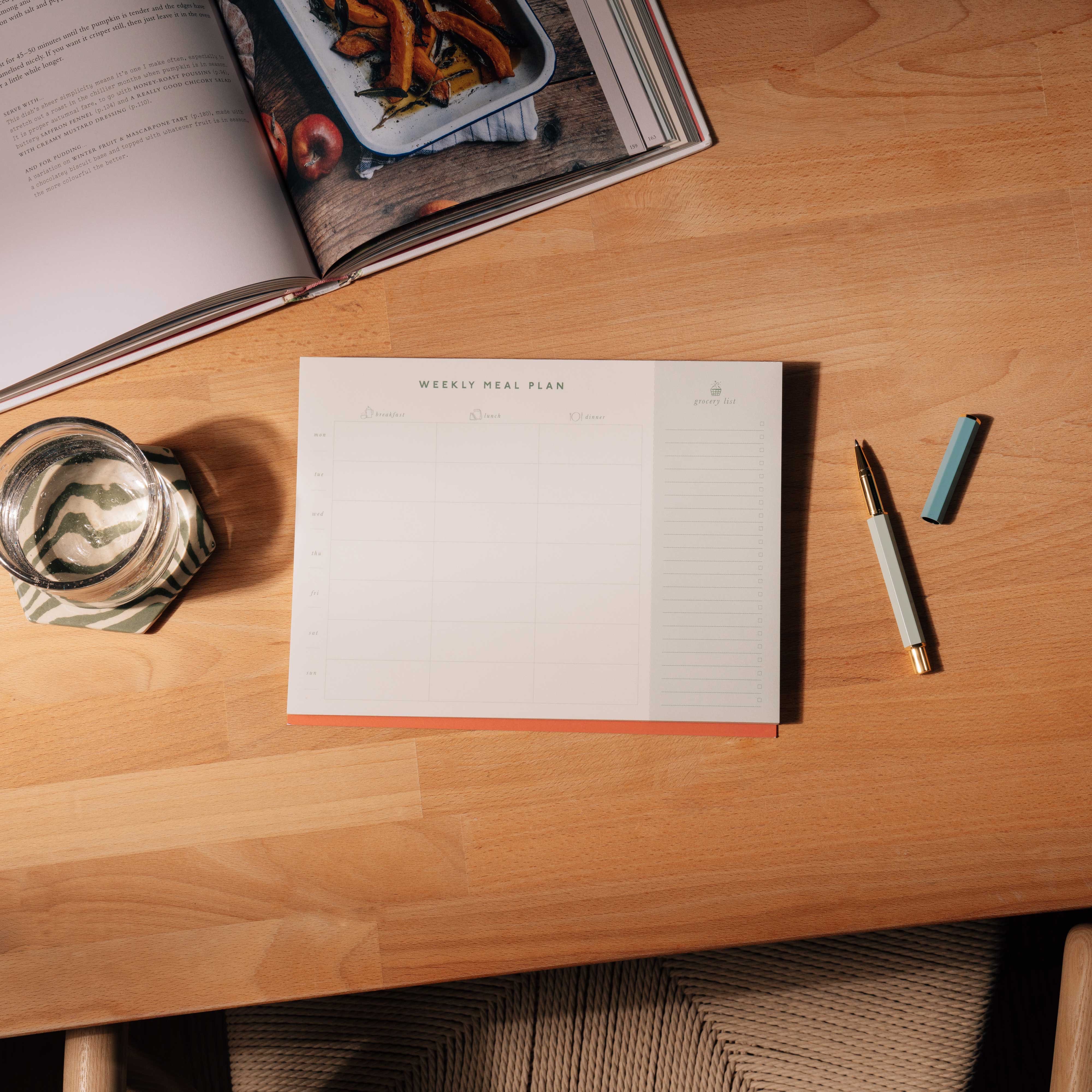 Papier UK – wholesale Planner – Eat Well Meal Planner2