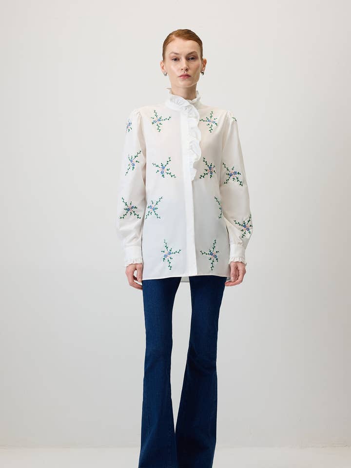 CAMISA DE POPELINA BORDADA CON FLORES para venta al por mayor de Touché Privé EU