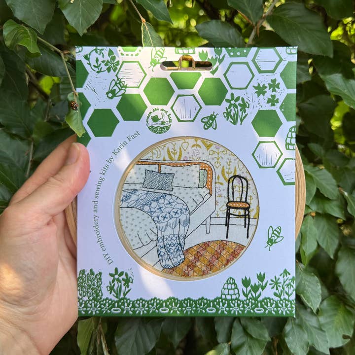 Cream Tea and Lace - Wholesale Borduurbenodigdheden - borduurpakket rustige slaapkamer, modern interieur, hoepelkunst1